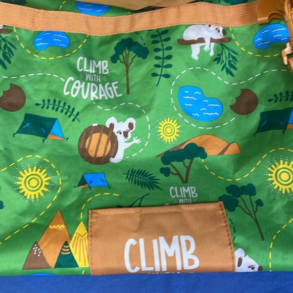 Little Brownie 25" Bag Climb with Courage - Picture 7 of 7